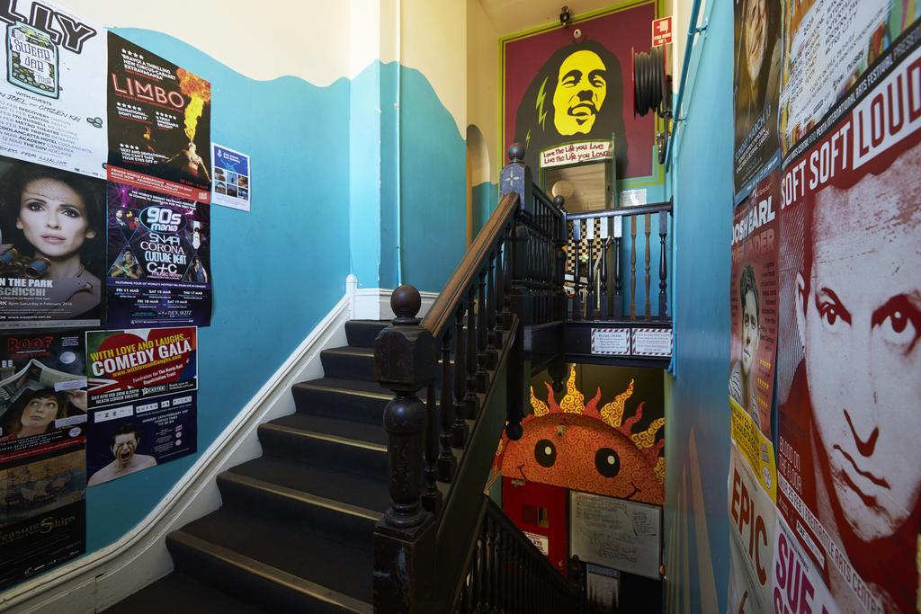Old Fire Station Backpackers Pansiyon Perth Dış mekan fotoğraf